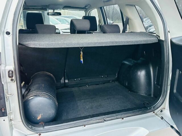 Сірий Сузукі Гранд Вітара, об'ємом двигуна 2 л та пробігом 250 тис. км за 5700 $, фото 13 на Automoto.ua