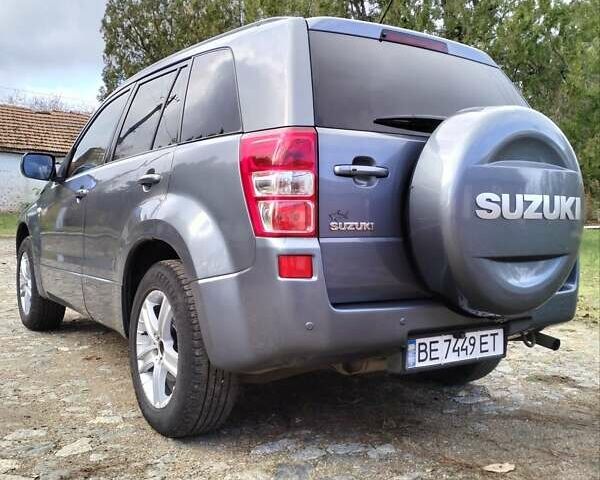 Сірий Сузукі Гранд Вітара, об'ємом двигуна 2 л та пробігом 240 тис. км за 7900 $, фото 5 на Automoto.ua