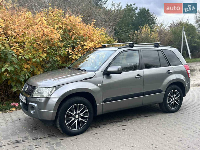 Сірий Сузукі Гранд Вітара, об'ємом двигуна 2 л та пробігом 279 тис. км за 8500 $, фото 17 на Automoto.ua