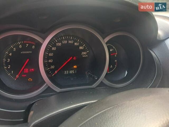 Серый Сузуки Гранд Витара, объемом двигателя 2 л и пробегом 331 тыс. км за 6000 $, фото 10 на Automoto.ua