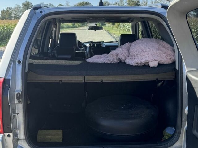 Серый Сузуки Гранд Витара, объемом двигателя 2 л и пробегом 250 тыс. км за 7500 $, фото 5 на Automoto.ua