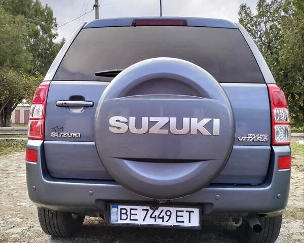 Сірий Сузукі Гранд Вітара, об'ємом двигуна 2 л та пробігом 240 тис. км за 7900 $, фото 1 на Automoto.ua