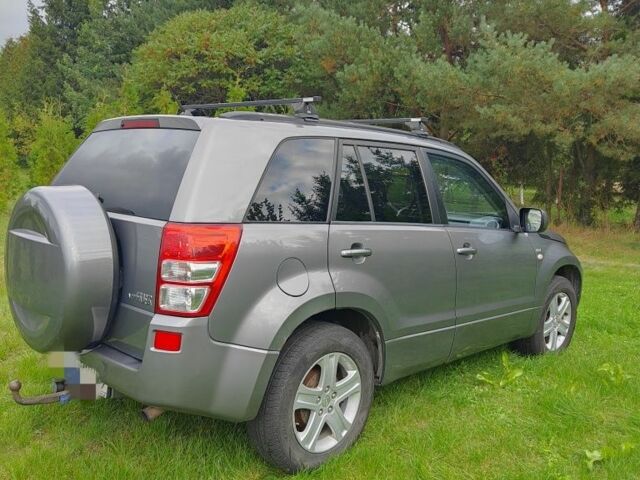 Сірий Сузукі Гранд Вітара, об'ємом двигуна 0 л та пробігом 220 тис. км за 3397 $, фото 3 на Automoto.ua