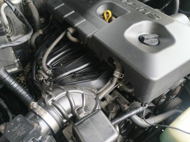 Сірий Сузукі Гранд Вітара, об'ємом двигуна 2 л та пробігом 205 тис. км за 7300 $, фото 6 на Automoto.ua