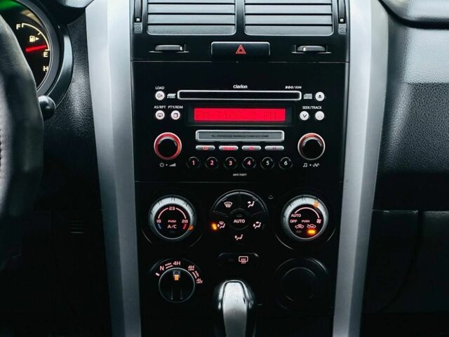 Сірий Сузукі Гранд Вітара, об'ємом двигуна 2 л та пробігом 250 тис. км за 5700 $, фото 19 на Automoto.ua