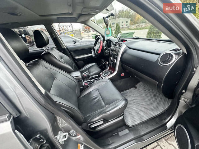 Сірий Сузукі Гранд Вітара, об'ємом двигуна 2 л та пробігом 279 тис. км за 8500 $, фото 5 на Automoto.ua