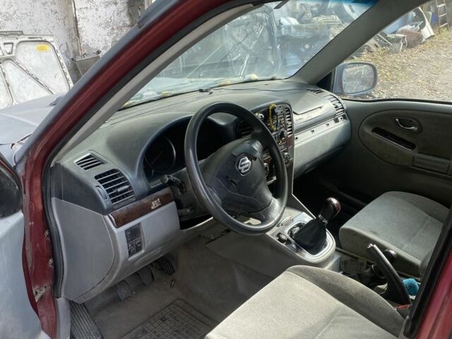 Сірий Сузукі Гранд Вітара, об'ємом двигуна 2.7 л та пробігом 350 тис. км за 1300 $, фото 1 на Automoto.ua