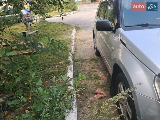 Серый Сузуки Гранд Витара, объемом двигателя 2 л и пробегом 331 тыс. км за 6000 $, фото 5 на Automoto.ua