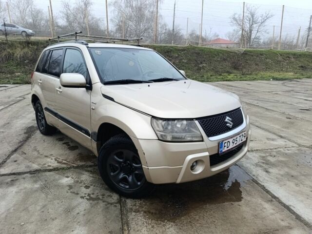 Серый Сузуки Гранд Витара, объемом двигателя 1.9 л и пробегом 333 тыс. км за 3000 $, фото 7 на Automoto.ua