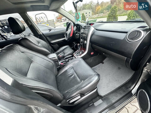 Сірий Сузукі Гранд Вітара, об'ємом двигуна 2 л та пробігом 279 тис. км за 8500 $, фото 7 на Automoto.ua