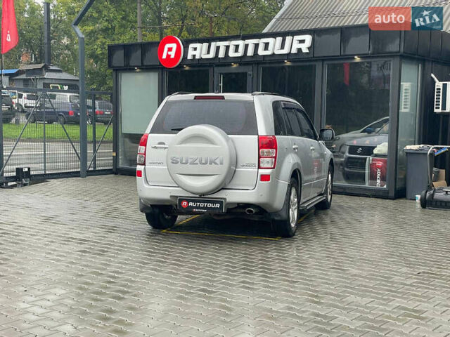 Серый Сузуки Гранд Витара, объемом двигателя 2 л и пробегом 163 тыс. км за 6000 $, фото 8 на Automoto.ua