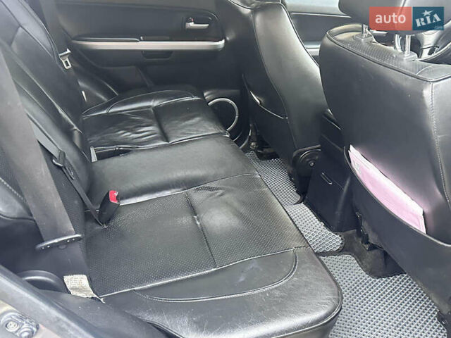 Сірий Сузукі Гранд Вітара, об'ємом двигуна 2 л та пробігом 279 тис. км за 8500 $, фото 21 на Automoto.ua