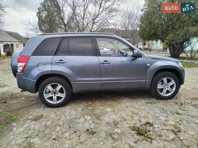 Сірий Сузукі Гранд Вітара, об'ємом двигуна 2 л та пробігом 240 тис. км за 7900 $, фото 8 на Automoto.ua