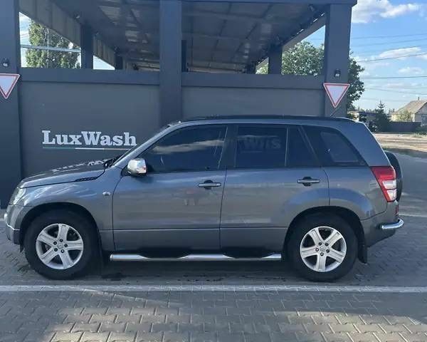 Серый Сузуки Гранд Витара, объемом двигателя 2 л и пробегом 165 тыс. км за 6500 $, фото 6 на Automoto.ua