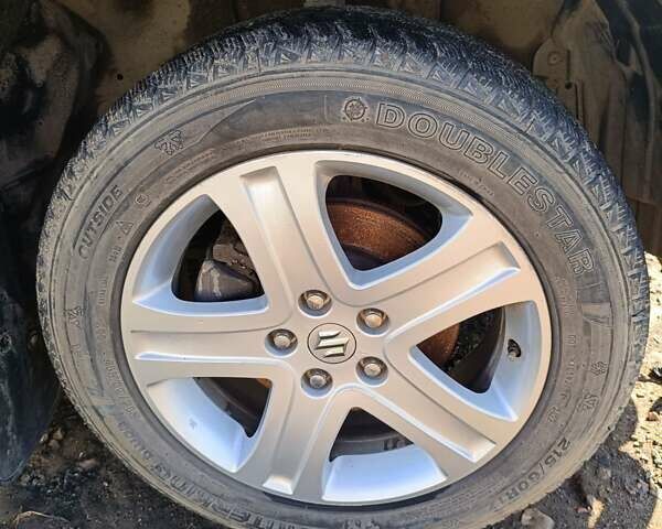 Сірий Сузукі Гранд Вітара, об'ємом двигуна 2 л та пробігом 200 тис. км за 6800 $, фото 6 на Automoto.ua