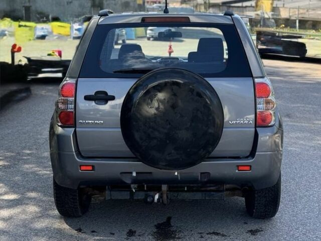 Сірий Сузукі Гранд Вітара, об'ємом двигуна 1.9 л та пробігом 275 тис. км за 3300 $, фото 14 на Automoto.ua