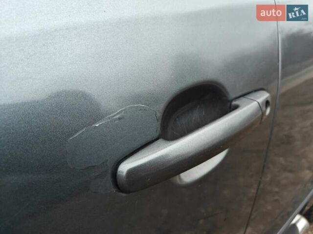 Серый Сузуки Гранд Витара, объемом двигателя 2 л и пробегом 245 тыс. км за 6500 $, фото 12 на Automoto.ua