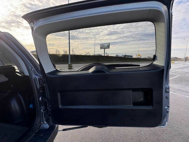 Серый Сузуки Гранд Витара, объемом двигателя 1.9 л и пробегом 180 тыс. км за 6900 $, фото 17 на Automoto.ua