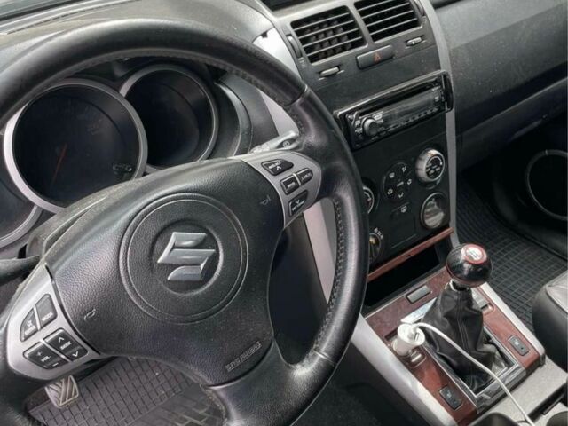 Сірий Сузукі Гранд Вітара, об'ємом двигуна 1.9 л та пробігом 3 тис. км за 4500 $, фото 2 на Automoto.ua