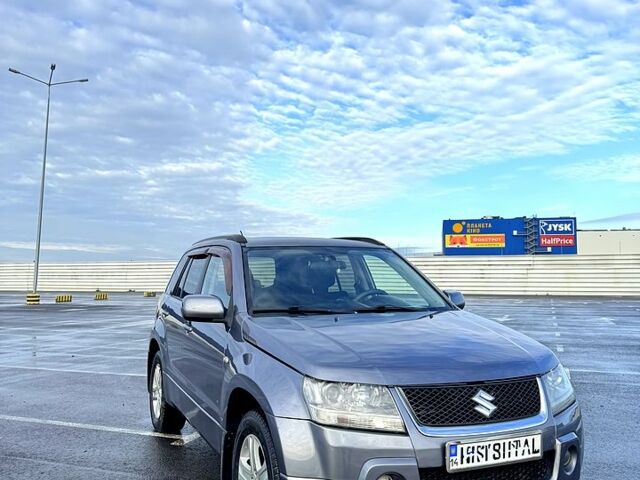 Сірий Сузукі Гранд Вітара, об'ємом двигуна 2 л та пробігом 180 тис. км за 7000 $, фото 2 на Automoto.ua
