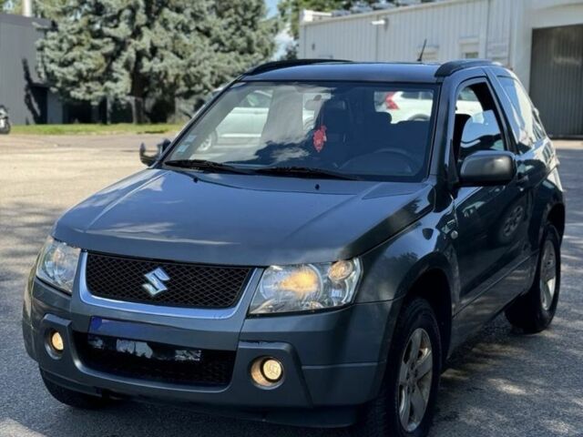 Сірий Сузукі Гранд Вітара, об'ємом двигуна 1.9 л та пробігом 275 тис. км за 3300 $, фото 1 на Automoto.ua