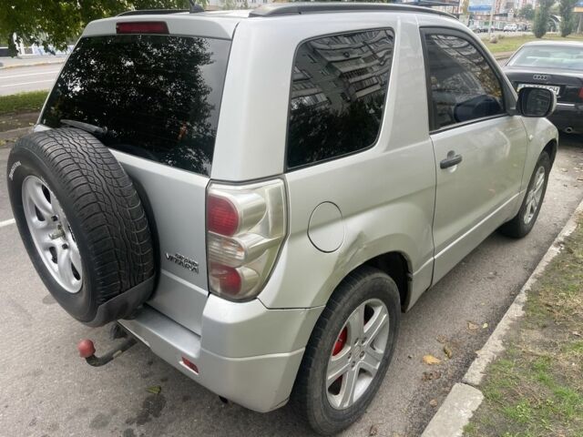 Серый Сузуки Гранд Витара, объемом двигателя 1.6 л и пробегом 230 тыс. км за 4600 $, фото 1 на Automoto.ua