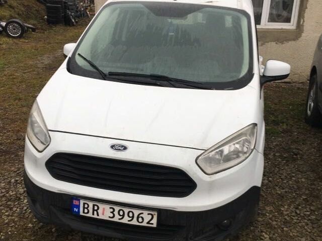 Сірий Сузукі Гранд Вітара, об'ємом двигуна 1.9 л та пробігом 250 тис. км за 1740 $, фото 7 на Automoto.ua