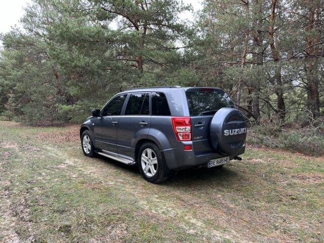 Серый Сузуки Гранд Витара, объемом двигателя 2 л и пробегом 186 тыс. км за 6999 $, фото 5 на Automoto.ua