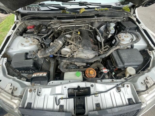 Серый Сузуки Гранд Витара, объемом двигателя 1.6 л и пробегом 230 тыс. км за 4600 $, фото 6 на Automoto.ua