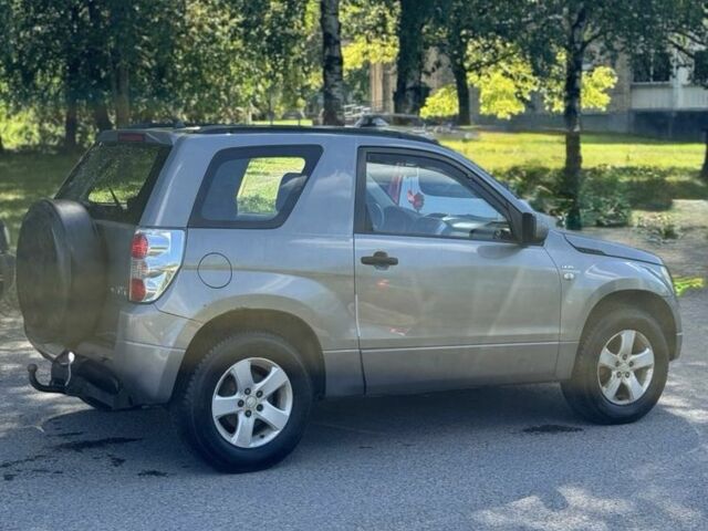 Сірий Сузукі Гранд Вітара, об'ємом двигуна 1.9 л та пробігом 275 тис. км за 3300 $, фото 13 на Automoto.ua