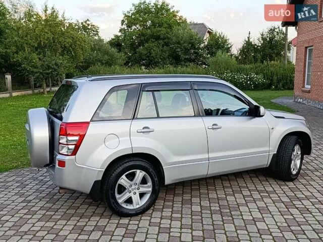 Серый Сузуки Гранд Витара, объемом двигателя 2 л и пробегом 148 тыс. км за 8800 $, фото 8 на Automoto.ua