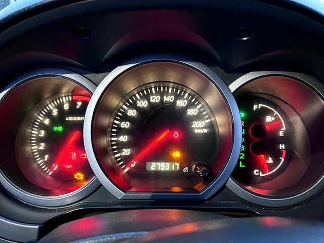 Сірий Сузукі Гранд Вітара, об'ємом двигуна 2 л та пробігом 279 тис. км за 7800 $, фото 7 на Automoto.ua
