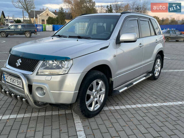 Серый Сузуки Гранд Витара, объемом двигателя 2 л и пробегом 230 тыс. км за 6550 $, фото 6 на Automoto.ua