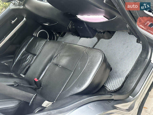 Сірий Сузукі Гранд Вітара, об'ємом двигуна 2 л та пробігом 279 тис. км за 8500 $, фото 20 на Automoto.ua