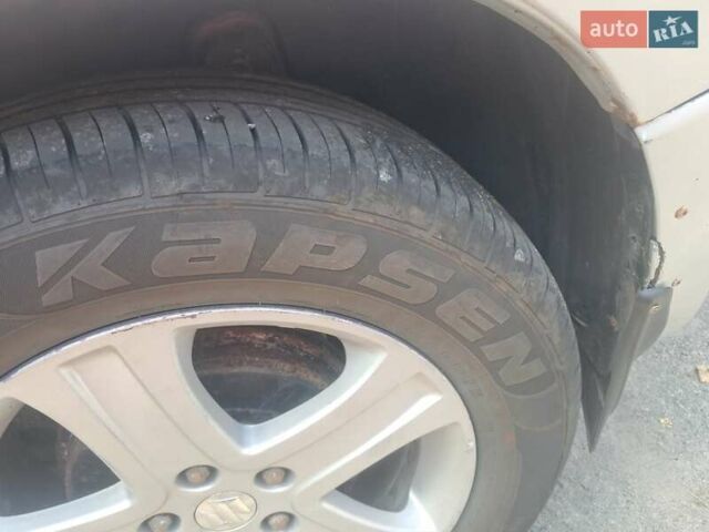 Серый Сузуки Гранд Витара, объемом двигателя 2 л и пробегом 331 тыс. км за 6000 $, фото 8 на Automoto.ua