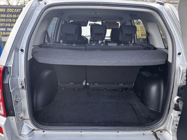 Сірий Сузукі Гранд Вітара, об'ємом двигуна 2 л та пробігом 139 тис. км за 6400 $, фото 5 на Automoto.ua