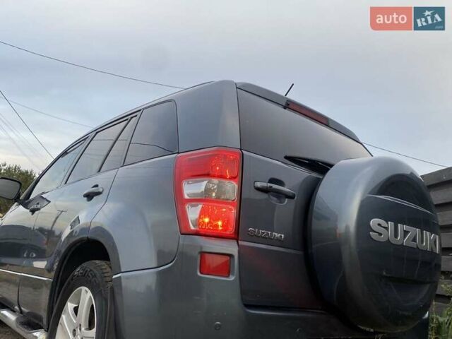 Серый Сузуки Гранд Витара, объемом двигателя 2 л и пробегом 197 тыс. км за 6600 $, фото 12 на Automoto.ua