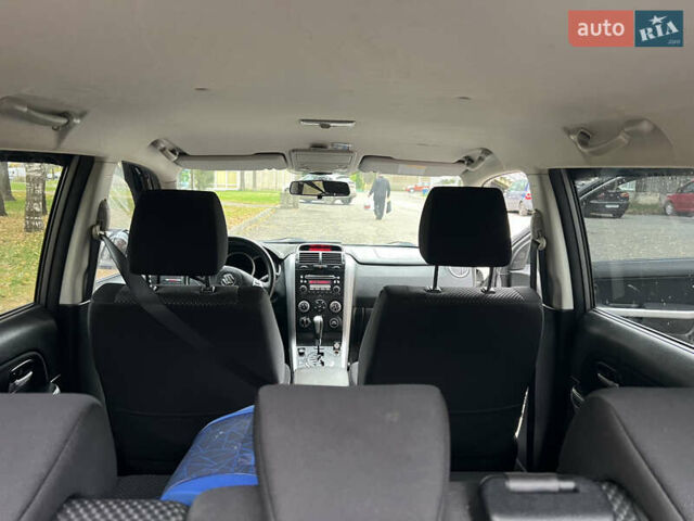 Серый Сузуки Гранд Витара, объемом двигателя 2 л и пробегом 89 тыс. км за 8000 $, фото 11 на Automoto.ua