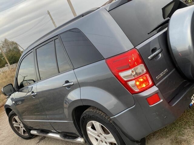 Сірий Сузукі Гранд Вітара, об'ємом двигуна 2 л та пробігом 198 тис. км за 6900 $, фото 10 на Automoto.ua