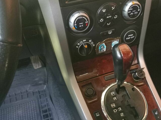 Серый Сузуки Гранд Витара, объемом двигателя 2 л и пробегом 250 тыс. км за 5900 $, фото 4 на Automoto.ua