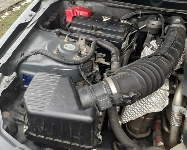 Серый Сузуки Гранд Витара, объемом двигателя 1.87 л и пробегом 250 тыс. км за 8300 $, фото 13 на Automoto.ua