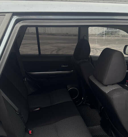 Сірий Сузукі Гранд Вітара, об'ємом двигуна 2.74 л та пробігом 125 тис. км за 9800 $, фото 18 на Automoto.ua