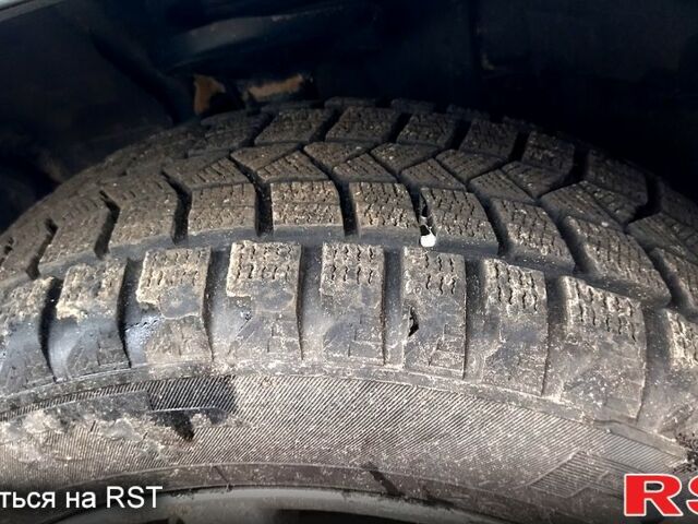 Серый Сузуки Гранд Витара, объемом двигателя 1.9 л и пробегом 275 тыс. км за 4500 $, фото 8 на Automoto.ua