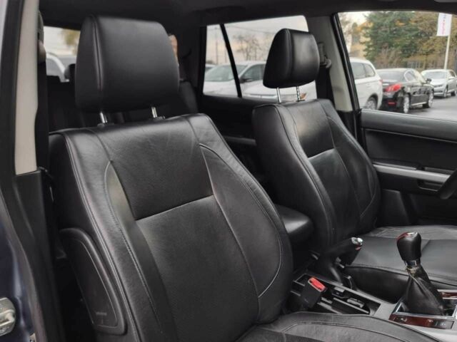 Серый Сузуки Гранд Витара, объемом двигателя 2 л и пробегом 210 тыс. км за 6999 $, фото 1 на Automoto.ua