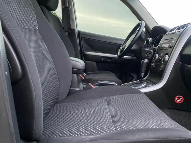 Сірий Сузукі Гранд Вітара, об'ємом двигуна 2 л та пробігом 198 тис. км за 6900 $, фото 14 на Automoto.ua