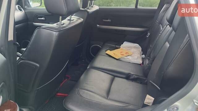 Сірий Сузукі Гранд Вітара, об'ємом двигуна 2 л та пробігом 279 тис. км за 7700 $, фото 14 на Automoto.ua