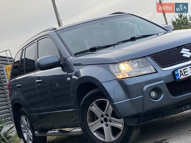 Серый Сузуки Гранд Витара, объемом двигателя 2 л и пробегом 198 тыс. км за 6600 $, фото 9 на Automoto.ua