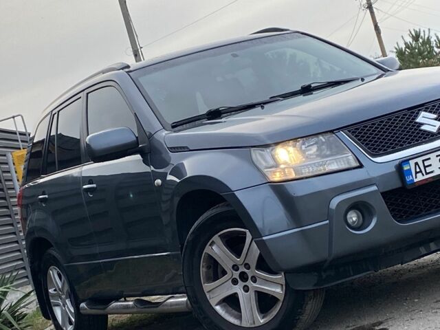 Сірий Сузукі Гранд Вітара, об'ємом двигуна 2 л та пробігом 198 тис. км за 6900 $, фото 8 на Automoto.ua