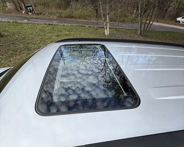 Серый Сузуки Гранд Витара, объемом двигателя 2 л и пробегом 179 тыс. км за 7999 $, фото 11 на Automoto.ua