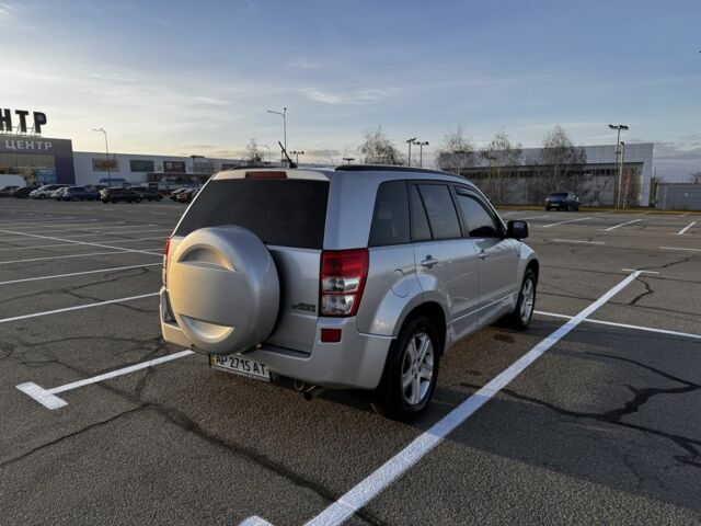 Сірий Сузукі Гранд Вітара, об'ємом двигуна 2 л та пробігом 139 тис. км за 6400 $, фото 2 на Automoto.ua